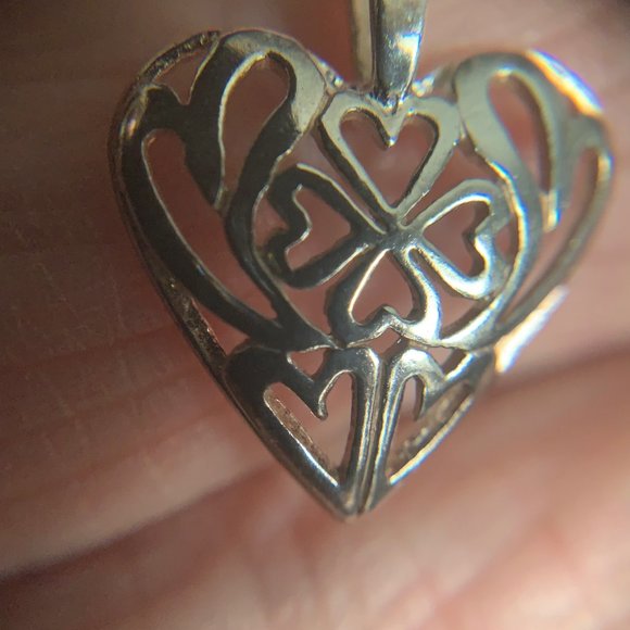Avon Sterling Silver Heart Necklace (NIP) - Picture 2 of 6